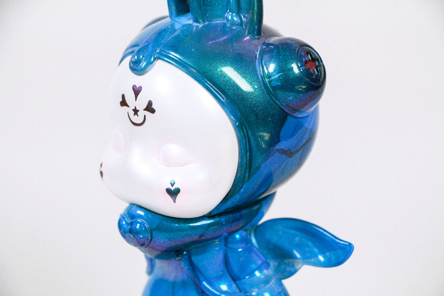 Art Designer Toy Figure/AILITU Galaxy - Sea Clouds/Material Polyurethane/8.27'' (21 cm) X 3.54'' (9 cm) X 2.76'' (7 cm)